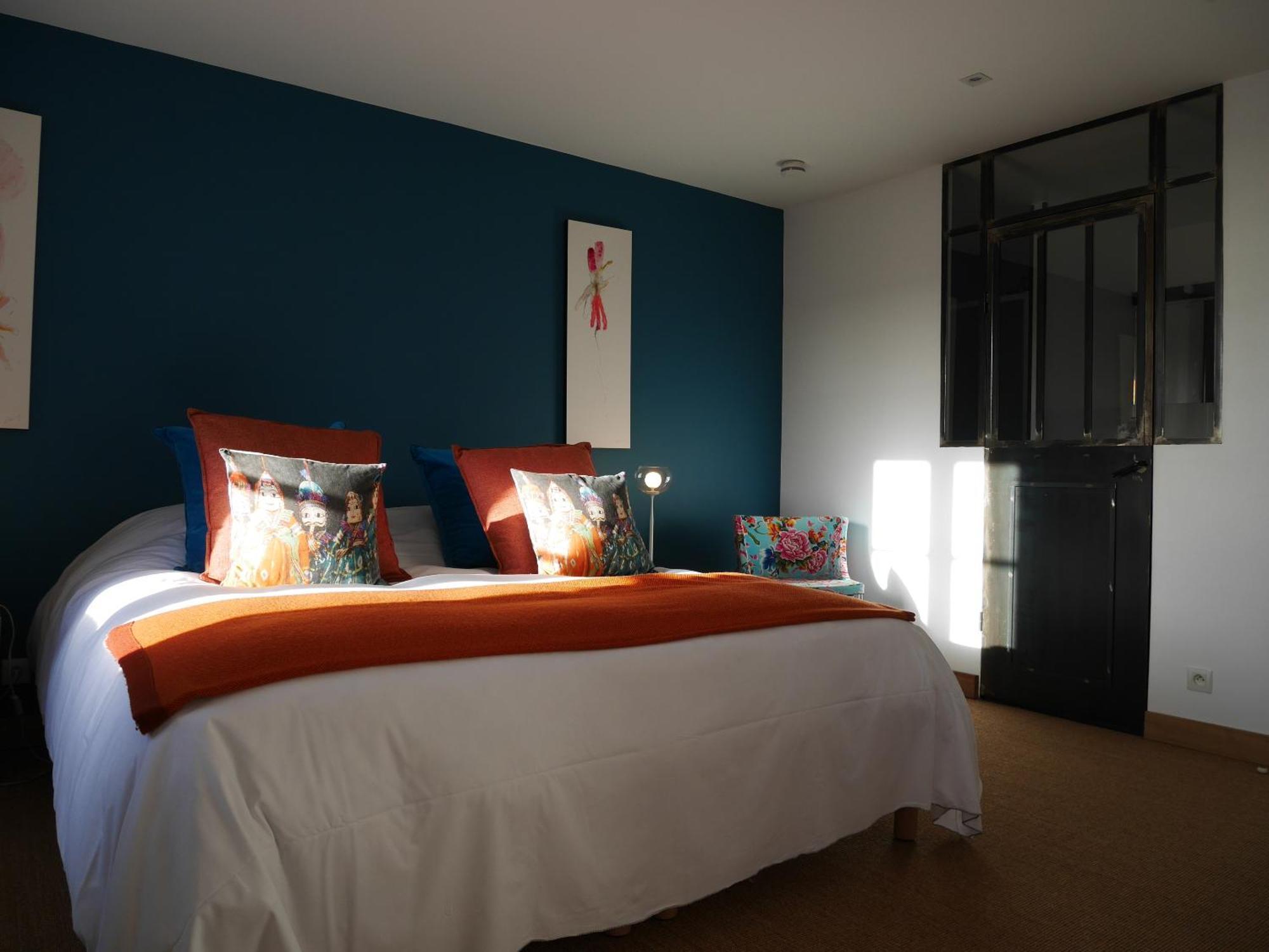 Hotel Aux 13 Arches Portbail Zimmer foto