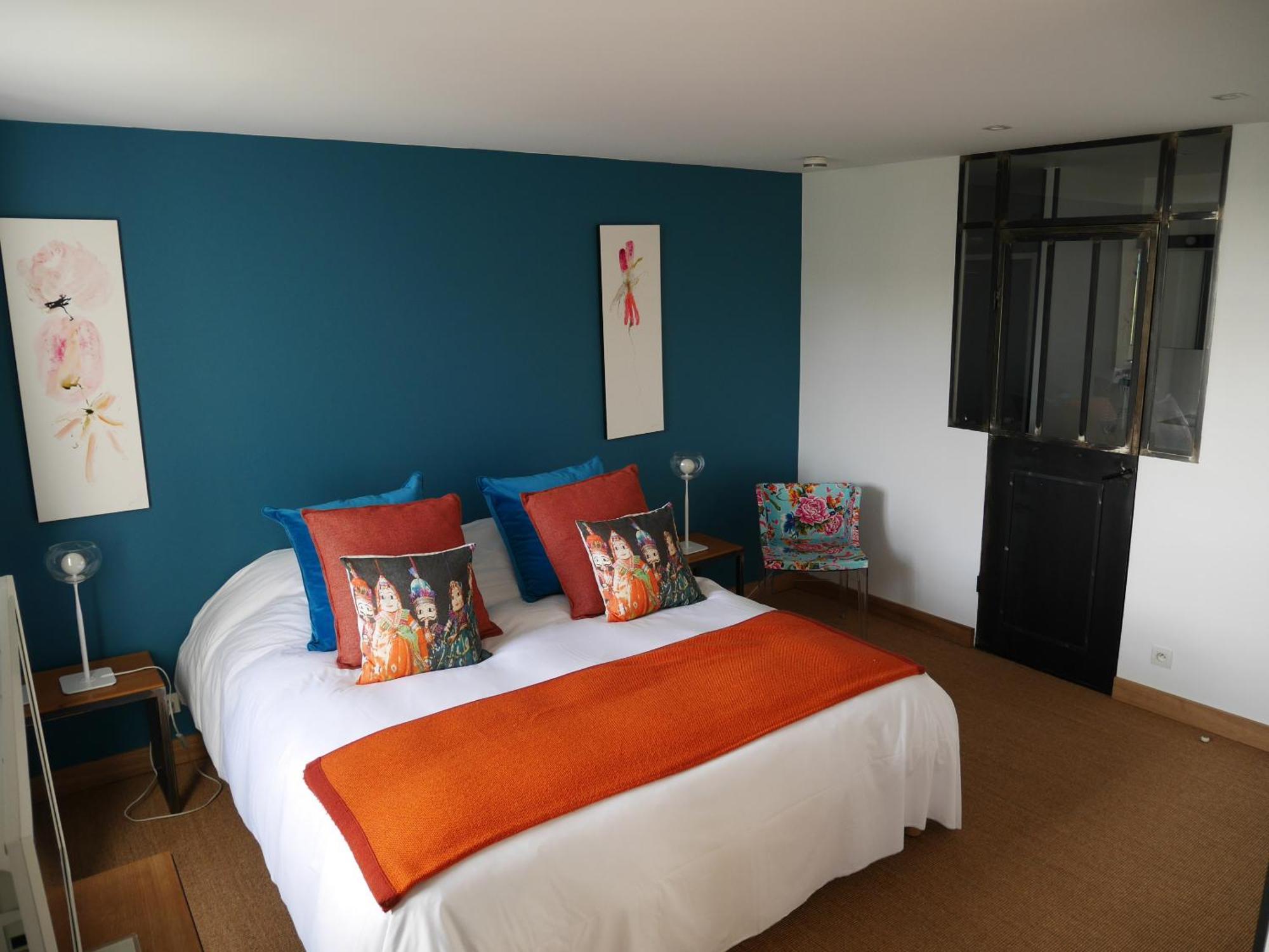 Hotel Aux 13 Arches Portbail Zimmer foto